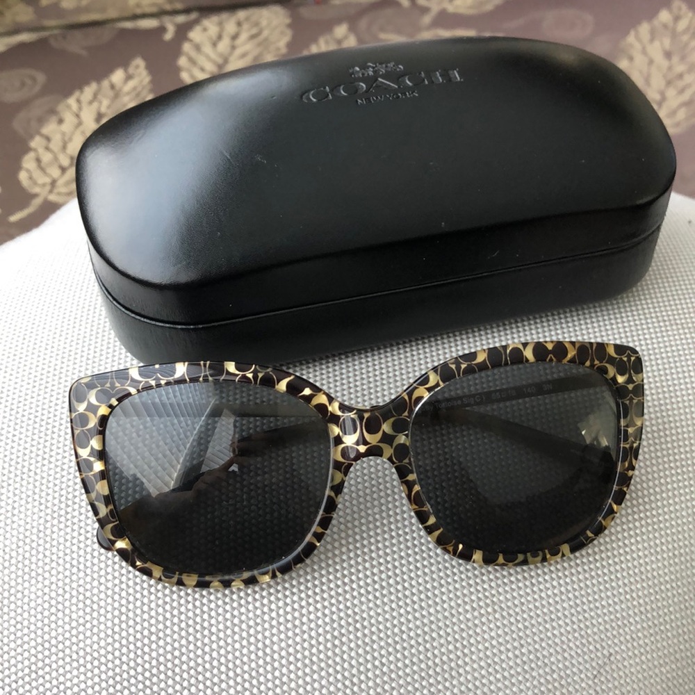 Coach sun glasses - like new